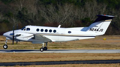 Charter, King Air 200 N244JS